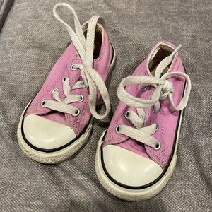 Purple converse 6t